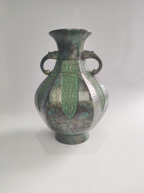 古玩銅器獸首銜環銅瓶拍賣,當前價格500元