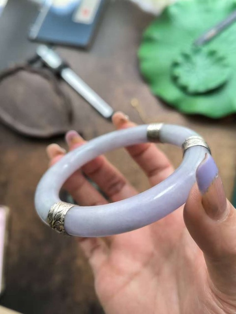 清糯冰種翡翠手鐲拍賣，當前價格5900元