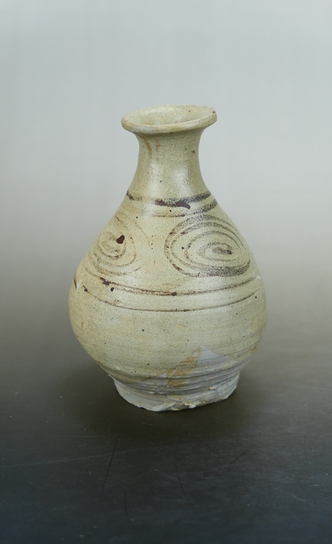 古玩陶瓷精品:元青花螺旋紋玉壺春瓶（瓶中皇后）拍賣，當前價格2980元