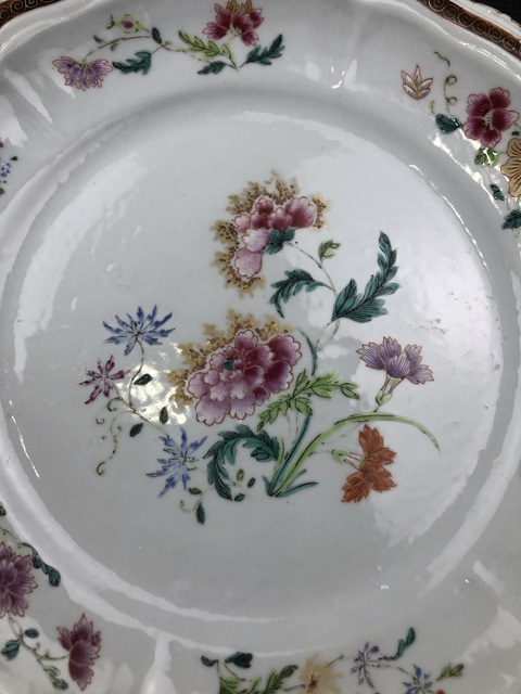 古玩陶瓷乾隆粉彩花口大盤拍賣,當前價格2888元