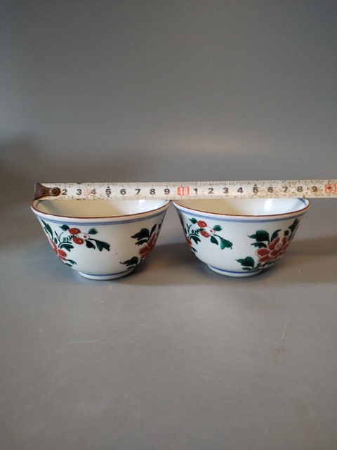 古玩陶瓷十九世紀(jì)花卉紋彩繪杯一對拍賣,當(dāng)前價(jià)格900元
