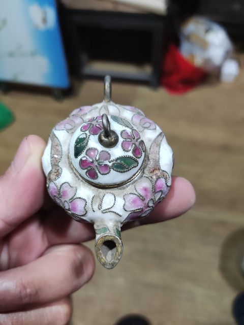 古玩陶瓷景泰藍掐絲琺瑯花卉紋執壺拍賣，當前價格150元