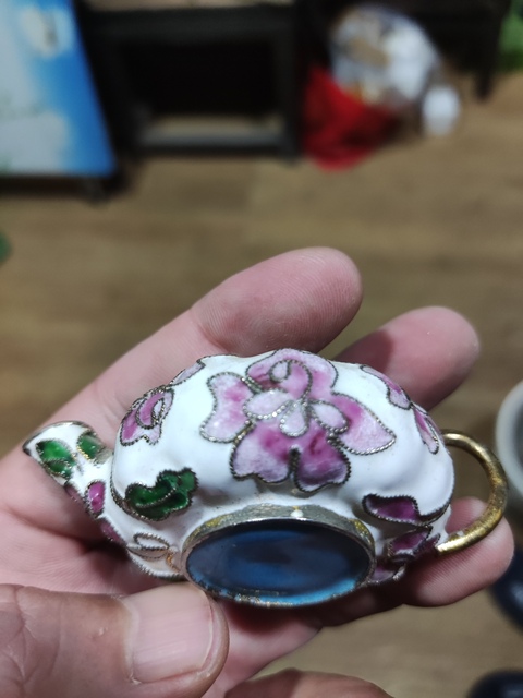 古玩陶瓷景泰藍掐絲琺瑯花卉紋執壺拍賣，當前價格150元