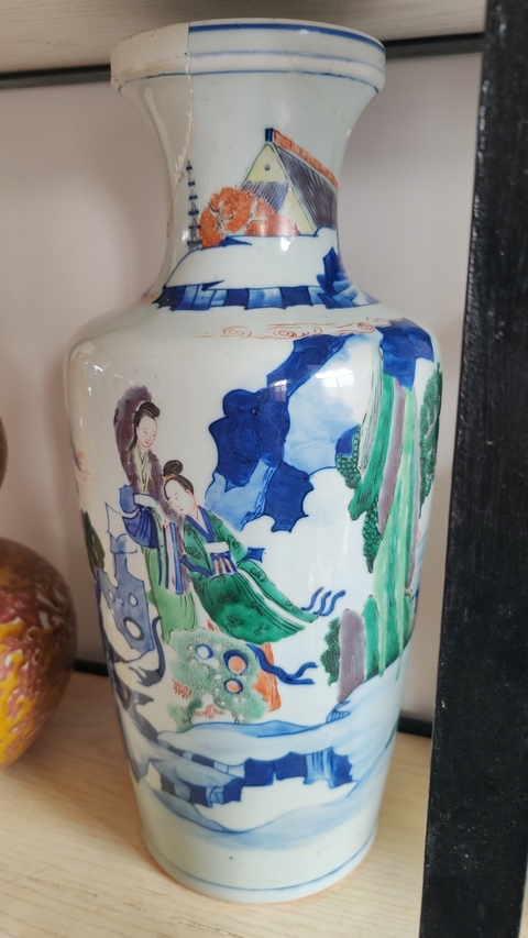 古玩陶瓷青花五彩人物棒槌瓶拍賣，當(dāng)前價格7500元