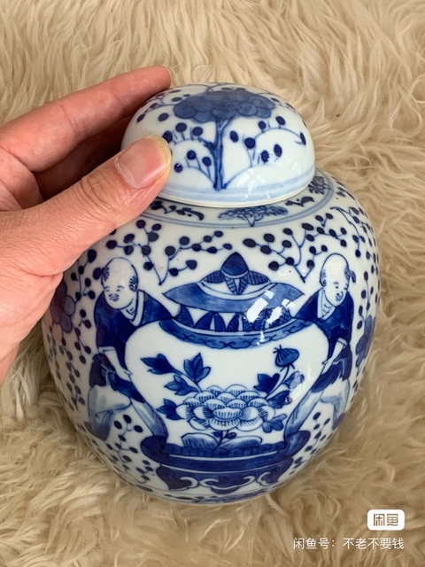 古玩陶瓷清晚·青花童子抱瓶紋罐拍賣,當前價格2388元
