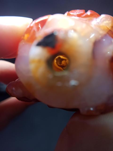 古玩玉器清代南紅瑪瑙雕“花卉紋瓶”拍賣，當前價格22000元