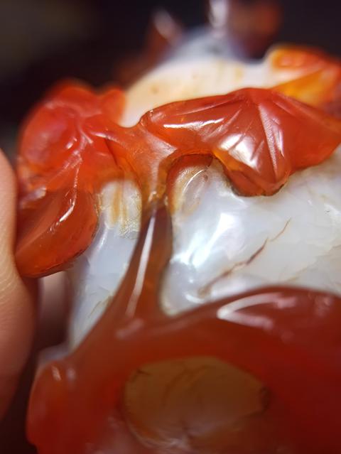 古玩玉器清代南紅瑪瑙雕“花卉紋瓶”拍賣，當前價格22000元