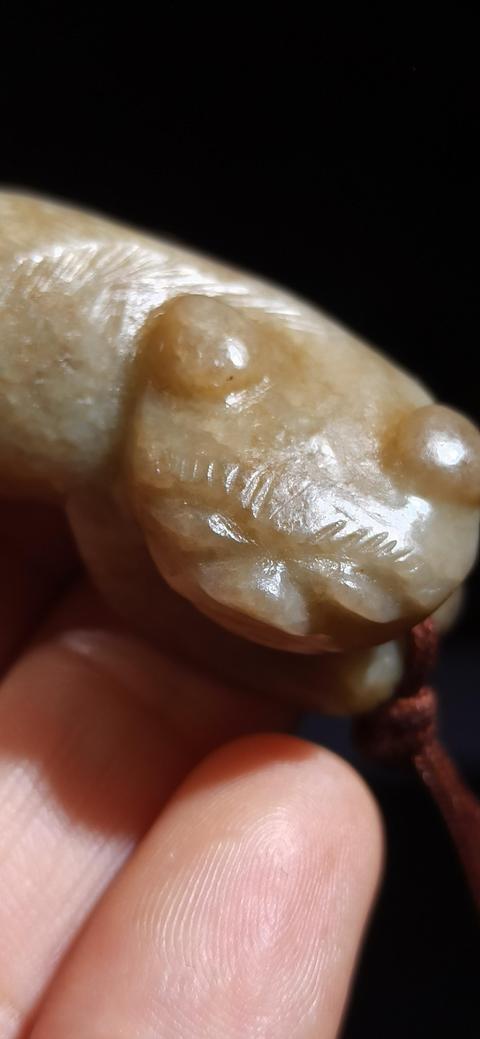 古玩玉器明代和田玉雕“瑞獸”拍賣,當前價格22000元