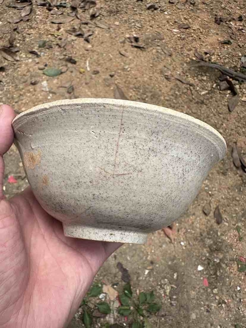 古玩陶瓷青白釉撇口碗拍賣,當前價格180元