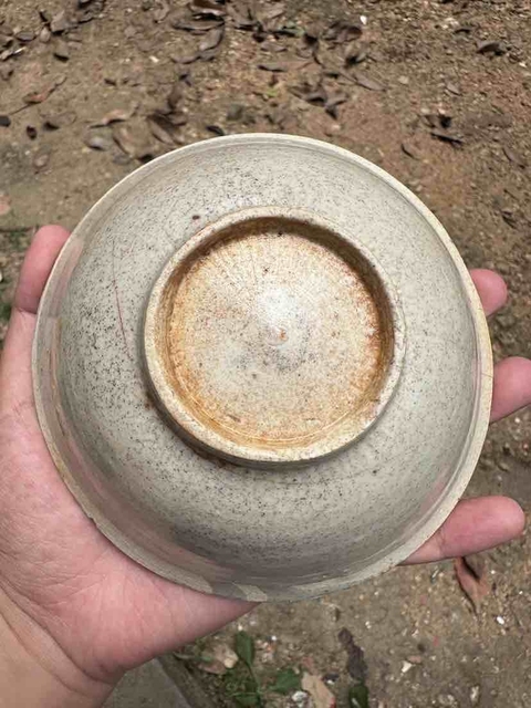 古玩陶瓷青白釉撇口碗拍賣,當前價格180元