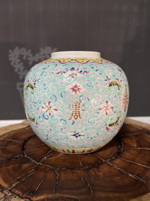 古玩陶瓷松石綠地粉彩花卉紋茶葉罐拍賣，當前價格1500元