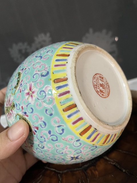 古玩陶瓷松石綠地粉彩花卉紋茶葉罐拍賣，當前價格1500元