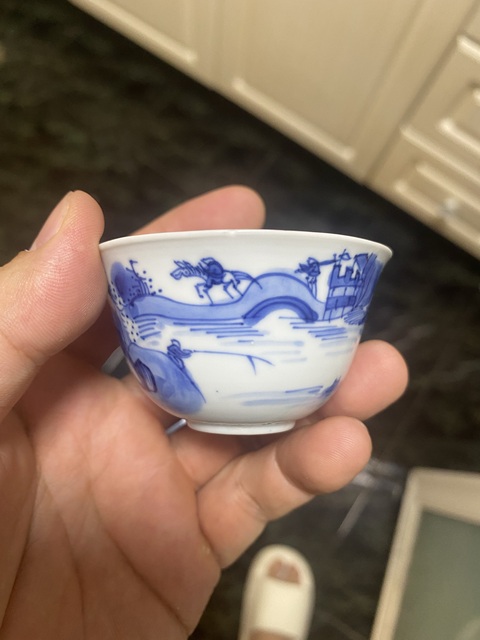 古玩陶瓷清康熙 青花通景山水人物披麻皴薄胎茶杯拍賣,當前價格12777元