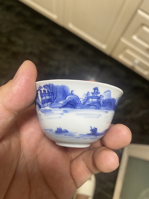 古玩陶瓷清康熙 青花通景山水人物披麻皴薄胎茶杯拍賣,當前價格12777元
