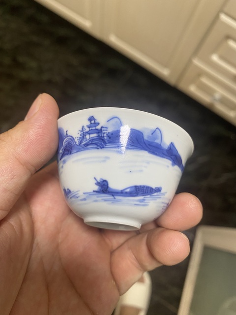 古玩陶瓷清康熙 青花通景山水人物披麻皴薄胎茶杯拍賣,當前價格12777元