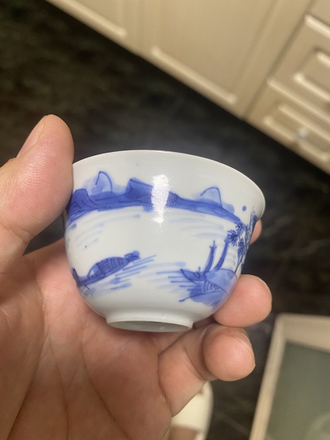 古玩陶瓷清康熙 青花通景山水人物披麻皴薄胎茶杯拍賣,當前價格12777元