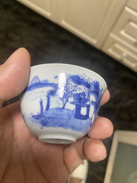 古玩陶瓷清康熙 青花通景山水人物披麻皴薄胎茶杯拍賣,當前價格12777元