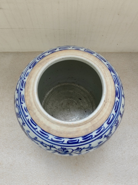 古玩陶瓷青花纏枝花卉紋三囍罐拍賣,當前價格680元