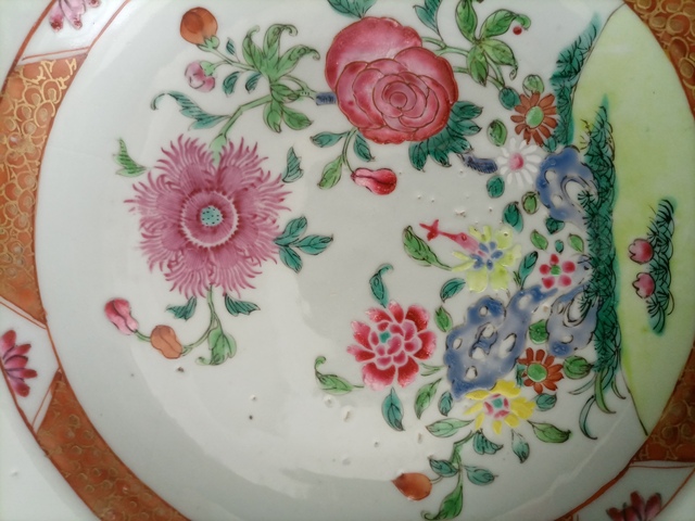 古玩陶瓷粉彩描金花卉紋八方盤拍賣，當前價格888元