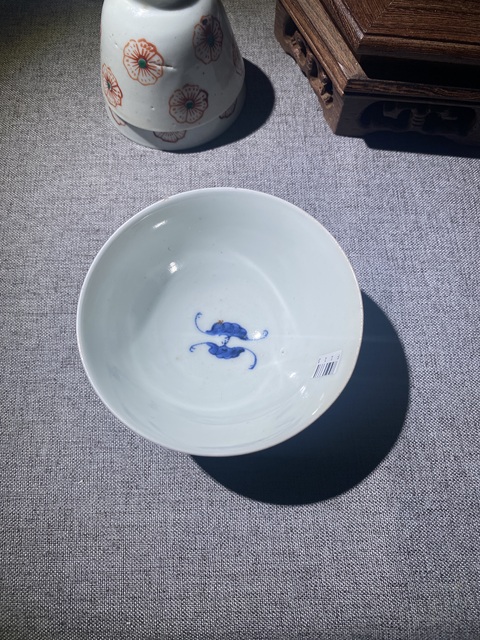 古玩陶瓷宋代刻花碗拍賣,當前價格550元