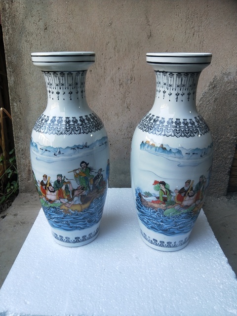 古玩陶瓷八仙過海盤口瓶拍賣，當前價格350元