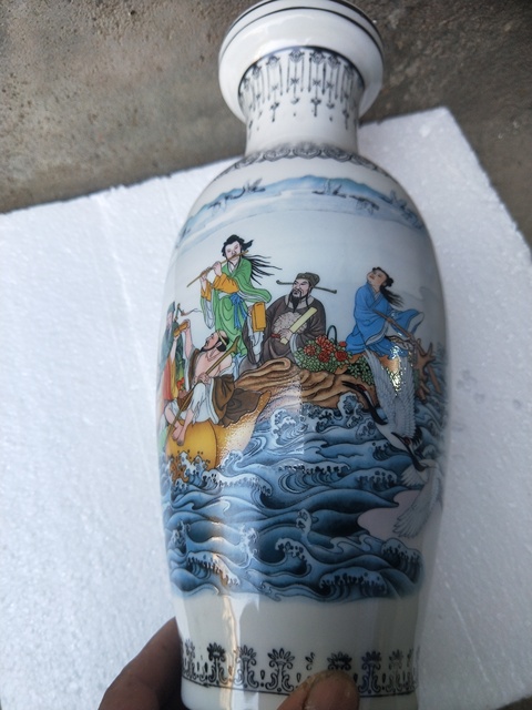 古玩陶瓷八仙過海盤口瓶拍賣，當前價格350元