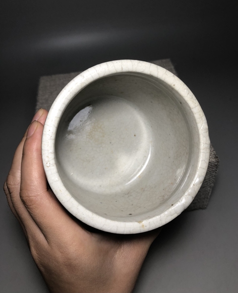 古玩陶瓷清乾隆，哥釉三足爐拍賣，當前價格4000元
