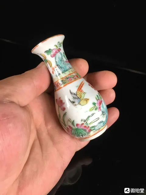 古玩陶瓷【晚清·帝國的余輝,小器大樣觀音瓶!】花鳥紋廣彩瓶拍賣,當前價格988元