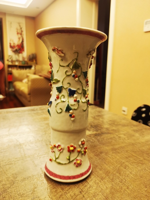 古玩陶瓷粉彩雕瓷花卉博古紋花觚拍賣,當前價格2980元