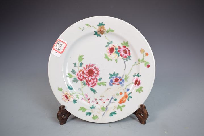 域鉴古玩】清乾隆粉彩花卉纹盘鉴定结果_清乾隆粉彩花卉纹盘真假鉴别