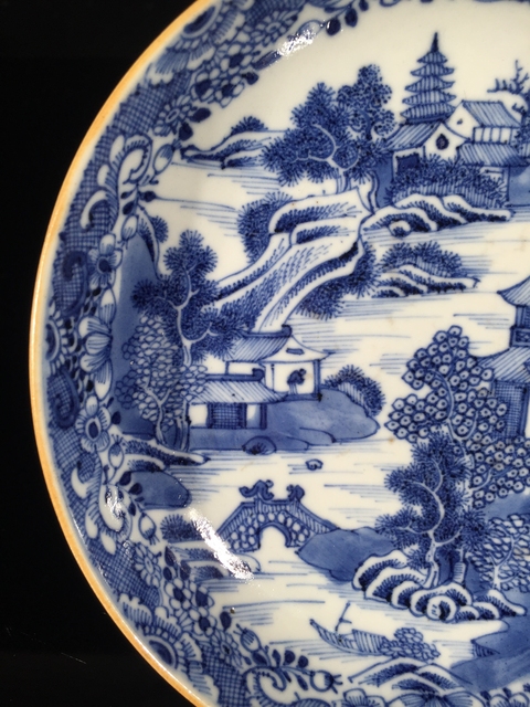 古玩陶瓷乾隆青花山水樓閣紋深腹盤拍賣,當(dāng)前價(jià)格1288元