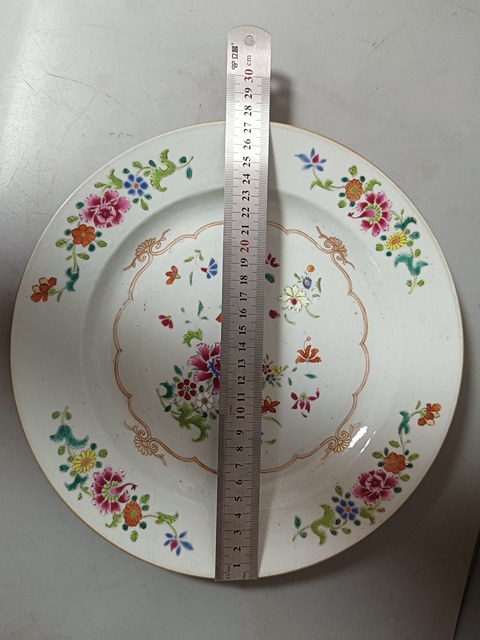 古玩陶瓷精美清代早期粉彩27.7厘米大盤拍賣,當前價格2000元