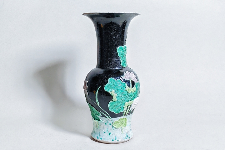 古玩陶瓷清晚期·王炳榮款一鷺連科堆塑鳳尾尊拍賣,當(dāng)前價格9800元