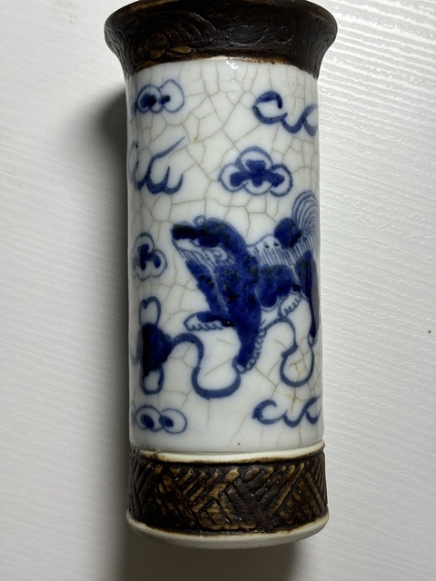 古玩陶瓷哥釉地鐵銹釉青花花插拍賣,當前價格1600元