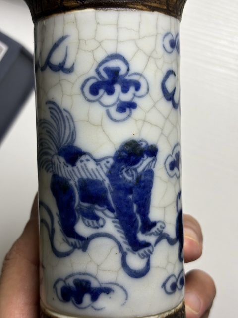 古玩陶瓷哥釉地鐵銹釉青花花插拍賣,當前價格1600元