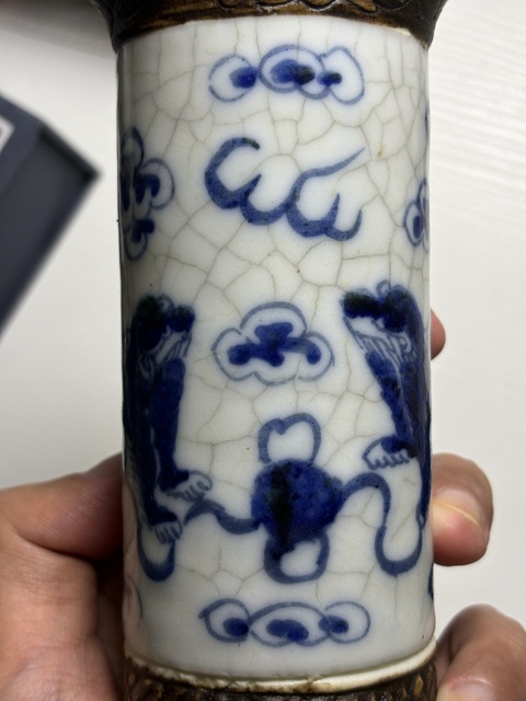 古玩陶瓷哥釉地鐵銹釉青花花插拍賣,當前價格1600元