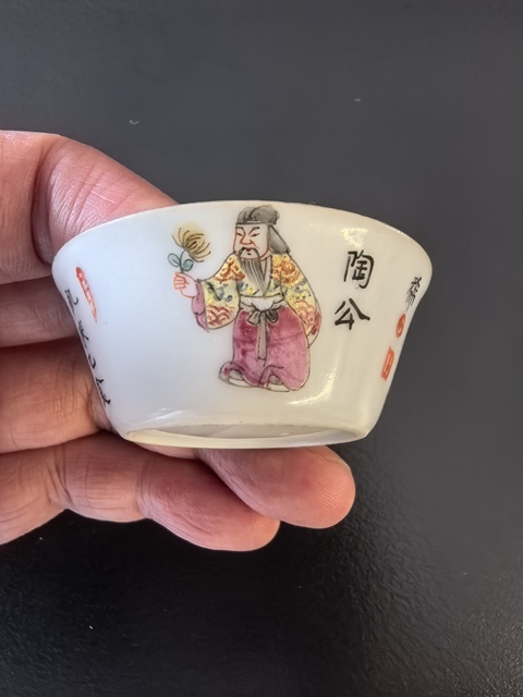 古玩陶瓷道光粉彩無(wú)雙譜人物小馬蹄杯拍賣，當(dāng)前價(jià)格8888元