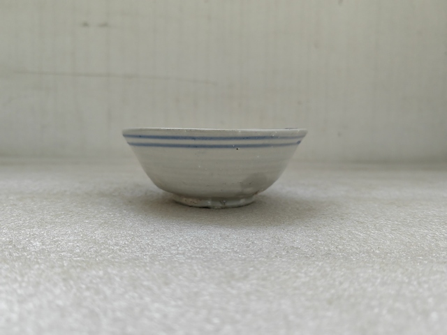古玩陶瓷青花線條紋茶碗拍賣,當前價格680元
