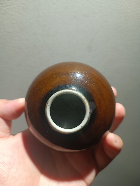古玩陶瓷清中期烏金釉馬蹄型水盂拍賣，當前價格1850元