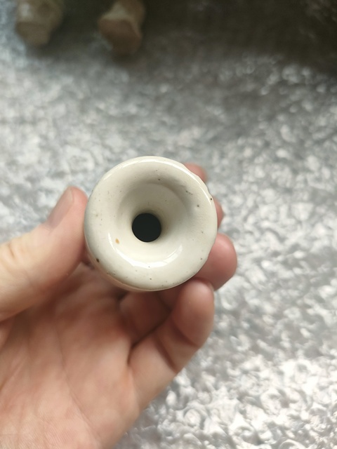 古玩陶瓷宋磁州窯系白釉小瓶拍賣,當前價格1500元