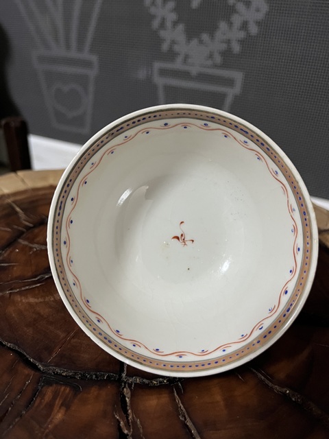 古玩陶瓷乾隆折枝花卉紋廣彩杯盤拍賣，當前價格850元