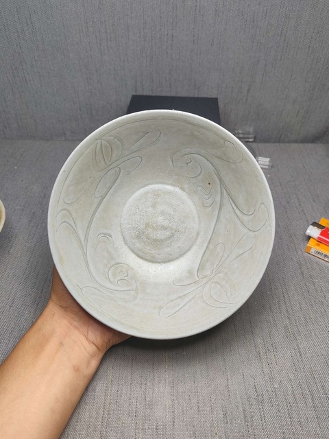 古玩陶瓷(精品)金村窯青瓷刻花大碗(收藏極館藏)拍賣,當(dāng)前價(jià)格0元