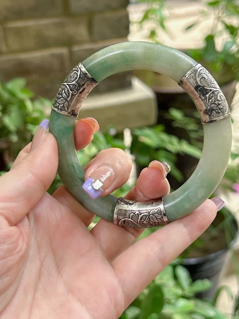 古玩玉器清代天然糯冰種翡翠手鐲拍賣，當前價格8800元
