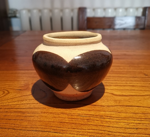 古玩陶瓷金元白釉褐斑茶入拍賣，當前價格1800元