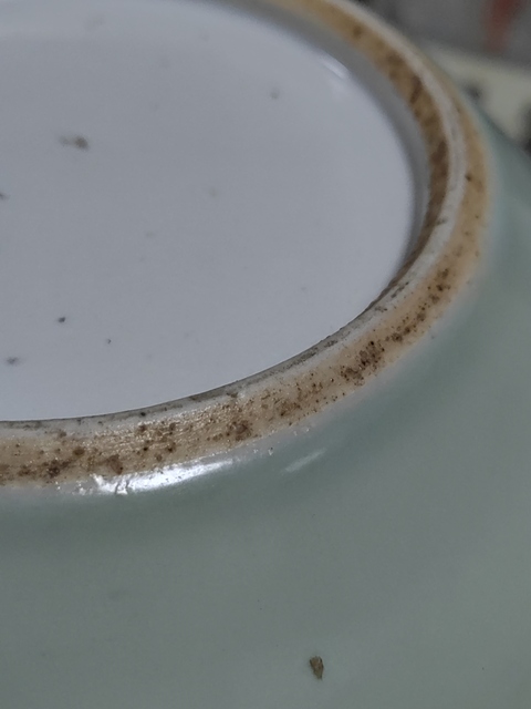 古玩陶瓷晚清豆青釉堆白花卉紋文房水呈拍賣，當前價格4600元