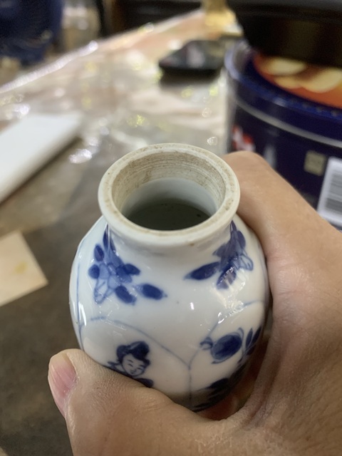 古玩陶瓷青花人物花卉紋蓋瓶拍賣,當(dāng)前價格9999元