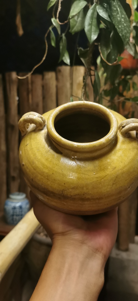 古玩陶瓷相州窯黃釉雙耳罐拍賣,當前價格1500元