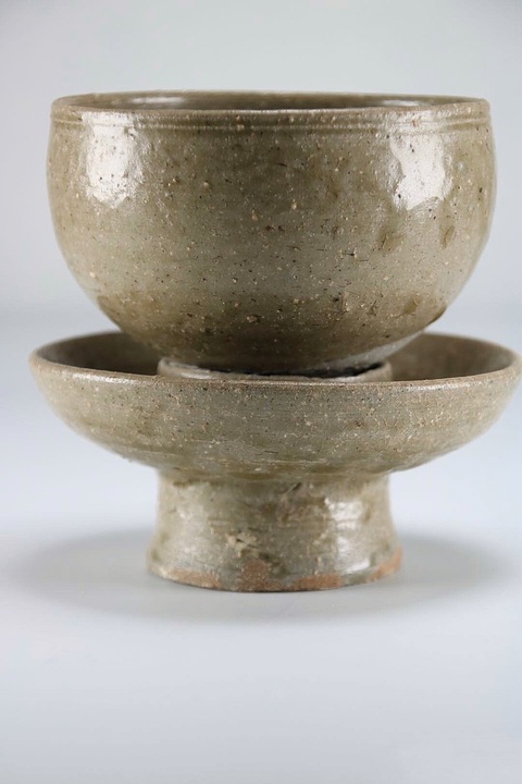 古玩陶瓷晉代越窯青瓷深腹連托盞拍賣,當前價格7568元