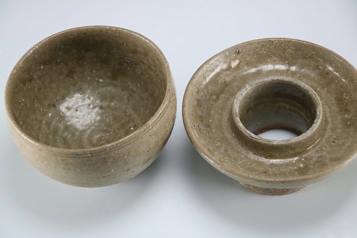 古玩陶瓷晉代越窯青瓷深腹連托盞拍賣,當前價格7568元