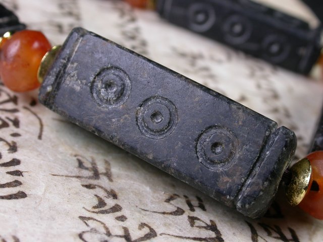 古玩玉器文化期.咒點古珠項鏈拍賣，當前價格89000元